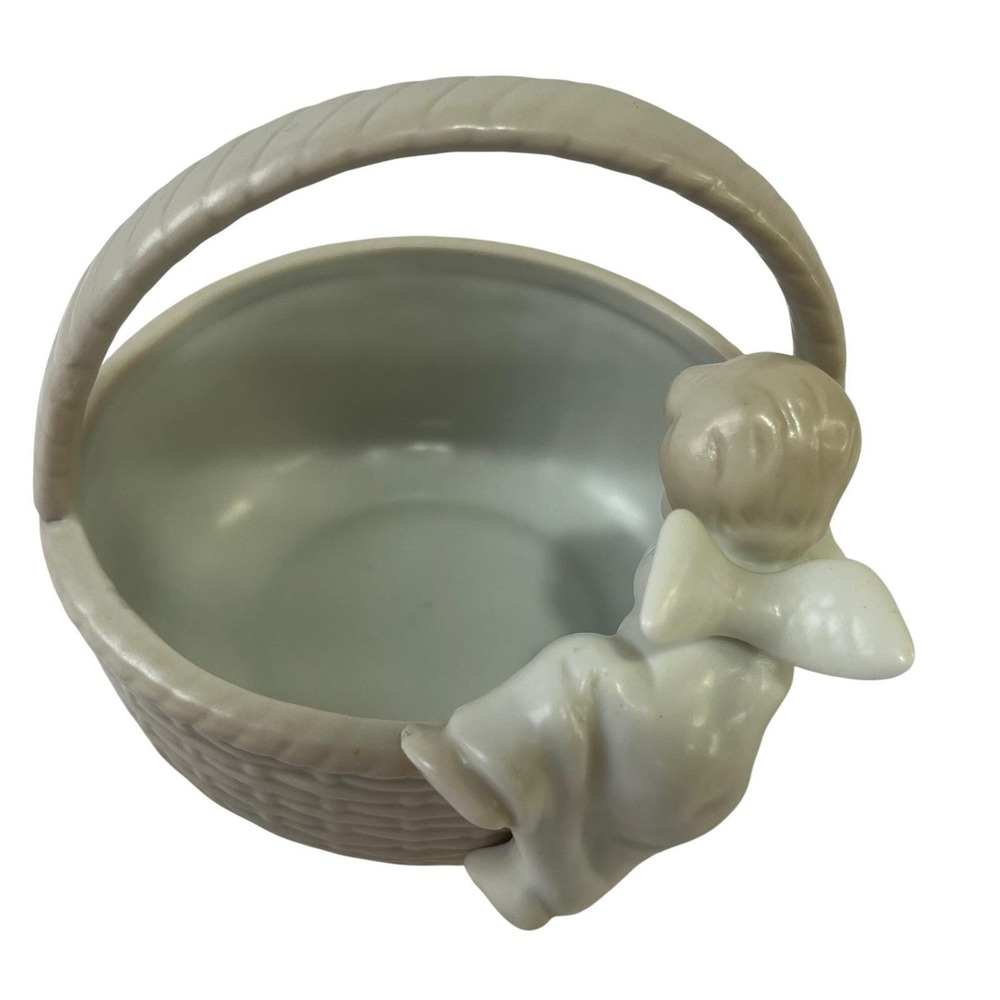 VTG 1983 Fitz‎ & Floyd Porcelain Basket With Angel Cherub Climbing Onto Edge